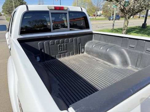 Used 2009 GMC Canyon SLE AWD/4WD image 40