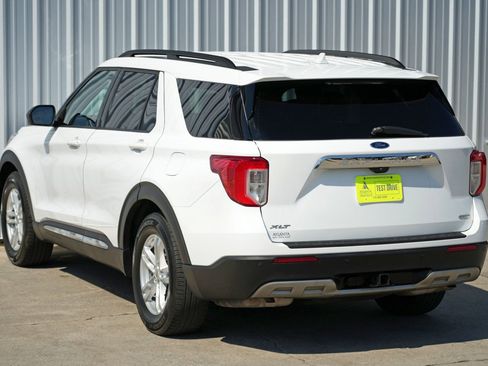 Used 2020 Ford Explorer XLT w/ Equipment Group 202A image 48