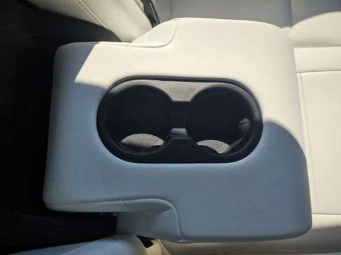 Used 2023 Tesla Model Y Long Range AWD/4WD image 65