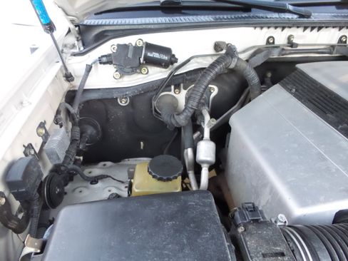 Used 2003 Toyota Land Cruiser image 20