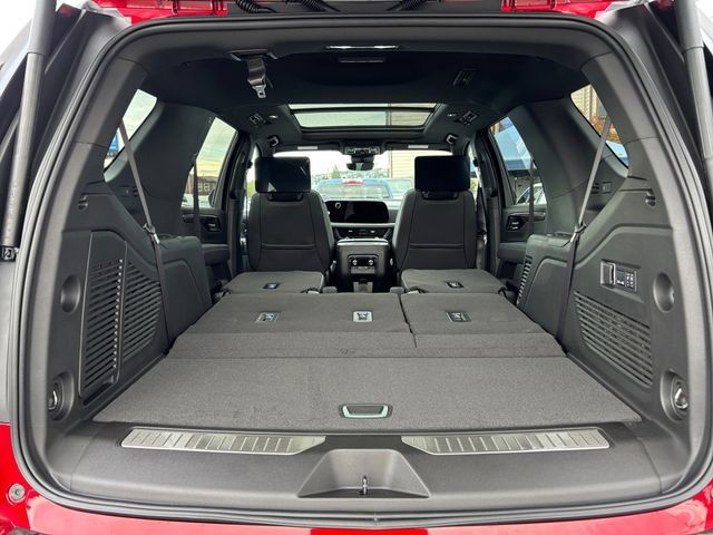Used 2026 Chevrolet Tahoe Premier AWD/4WD image 36