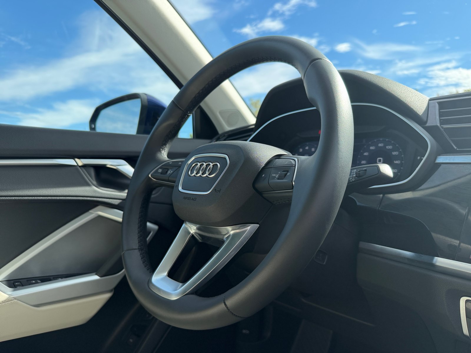 Used 2025 Audi Q3 2.0T Premium Plus w/ Premium Plus Package AWD/4WD image 20