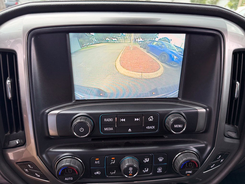 Used 2018 Chevrolet Silverado 1500 LTZ Z71 w/ LTZ Plus Package AWD/4WD image 26