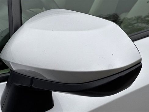 Used 2021 Toyota Corolla LE image 50