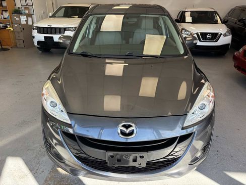 Used 2014 MAZDA MAZDA5 Sport image 2