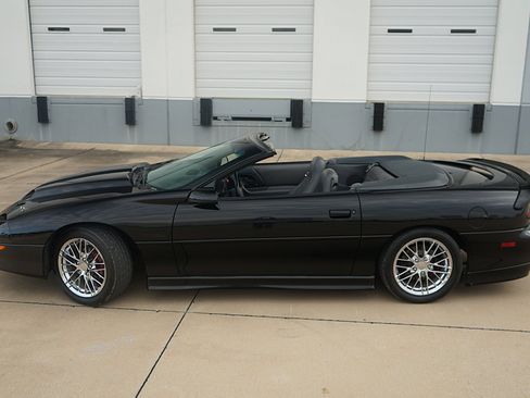 Used 1997 Chevrolet Camaro Z28 w/ Preferred Equipment Group 2 image 6