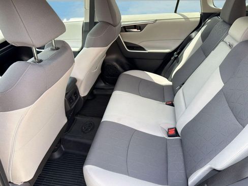 Used 2024 Toyota RAV4 XLE w/ Convenience Package image 14