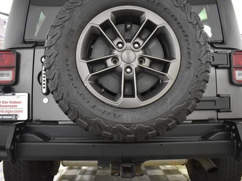 Used 2018 Jeep Wrangler Unlimited Sport AWD/4WD image 35