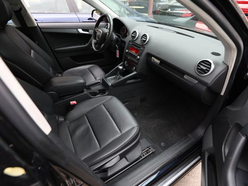 Used 2013 Audi A3 2.0T Premium image 8