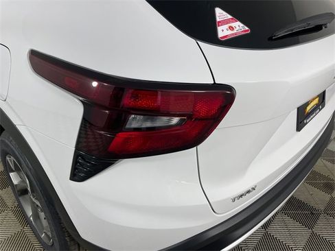 New 2026 Chevrolet Trax LT w/ LT Convenience Package image 16