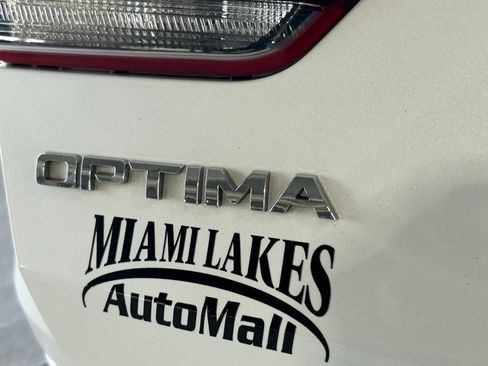 Used 2019 Kia Optima S w/ S Panoramic Sunroof Package image 36