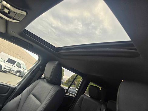 Used 2025 Toyota Land Cruiser image 25