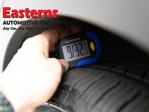 Used 2021 Volkswagen ID.4 Pro S w/ ID.4 Protection Package RWD image 26