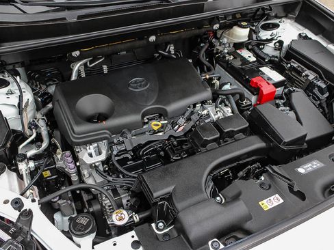 Used 2023 Toyota RAV4 XLE Premium FWD image 26