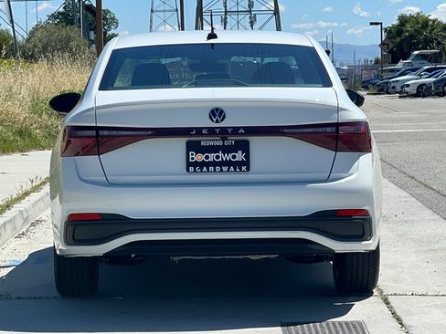 New 2026 Volkswagen Jetta Sport FWD image 5
