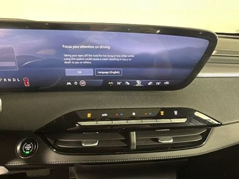 New 2026 Buick Enclave Sport Touring w/ Power Package FWD image 24