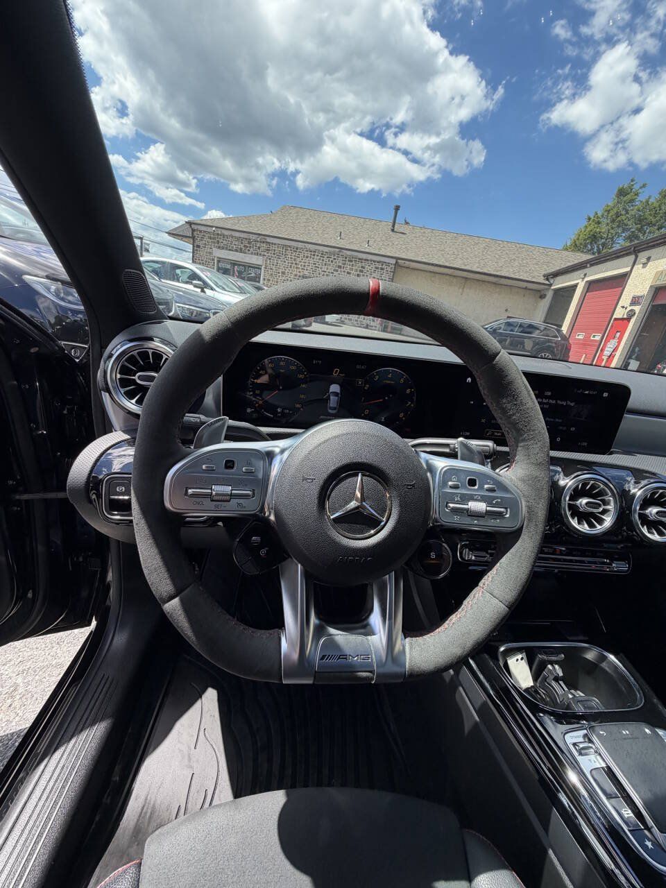 Used 2020 Mercedes-Benz A 35 AMG 4MATIC image 34