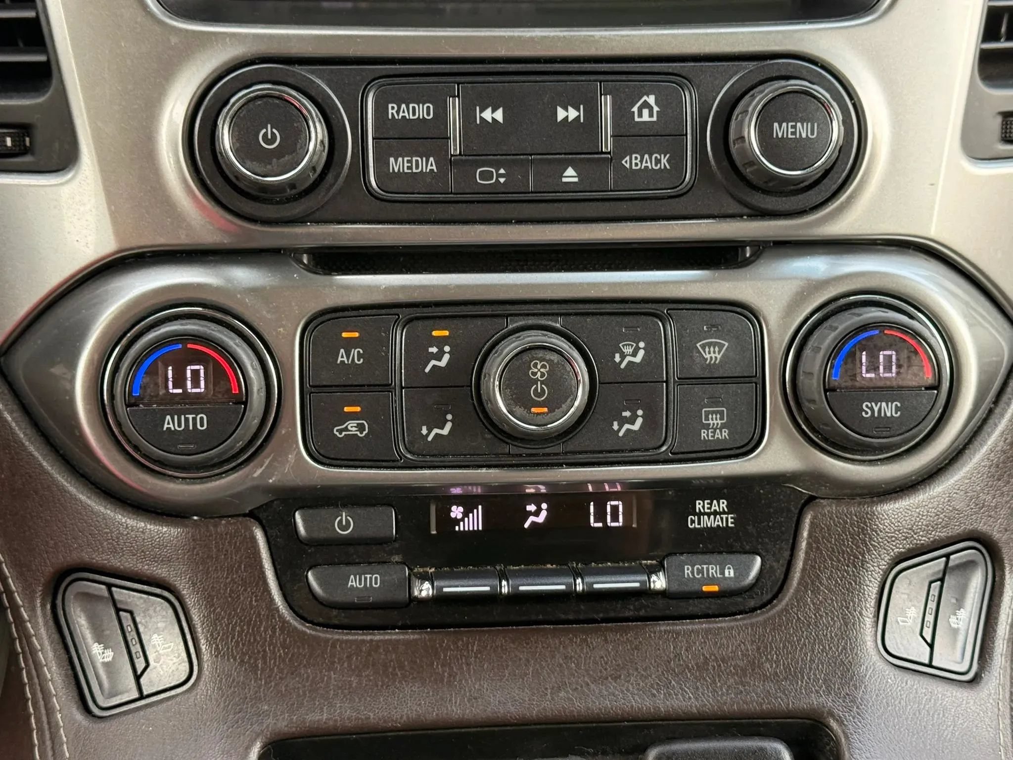 Used 2017 Chevrolet Tahoe LT AWD/4WD image 20