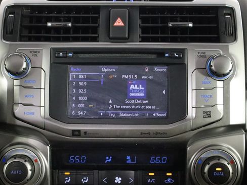 Used 2016 Toyota 4Runner Limited AWD/4WD image 28