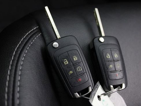 Used 2015 Chevrolet Volt Premium w/ Premium Trim Package image 28