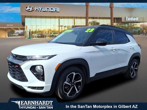 Used 2023 Chevrolet TrailBlazer RS w/ Sun and Liftgate Package image 1