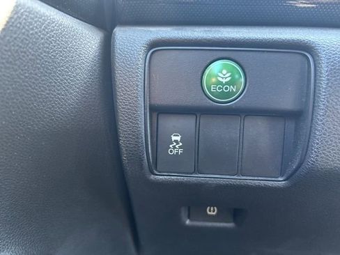 Used 2014 Honda Accord Sport image 17