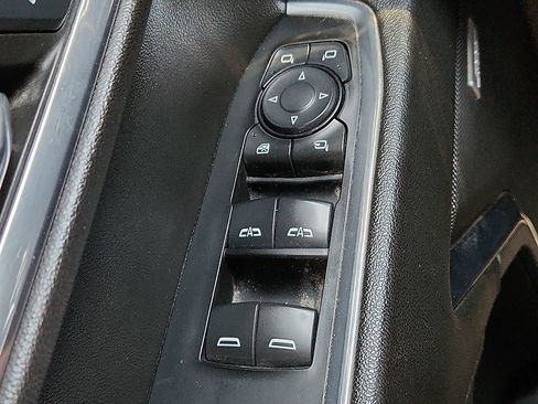 Used 2024 GMC Sierra 1500 SLT AWD/4WD image 22