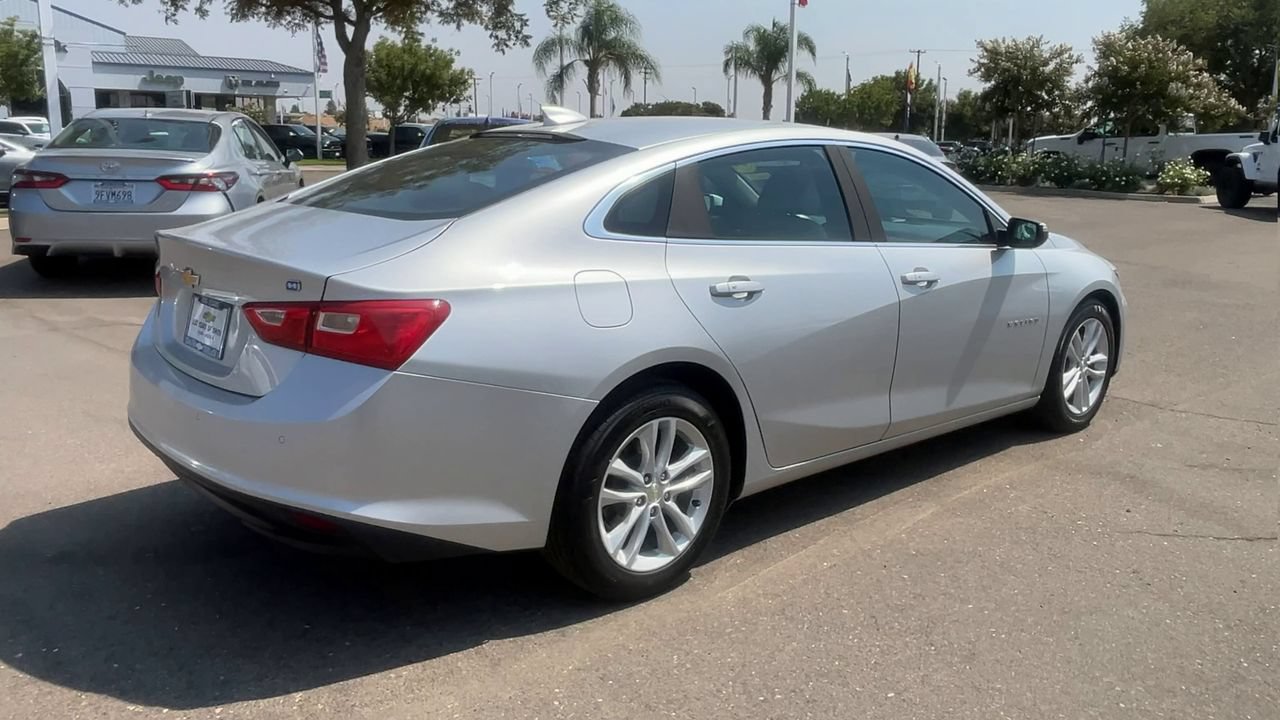Used 2018 Chevrolet Malibu Hybrid w/ Driver Confidence Package FWD image 7