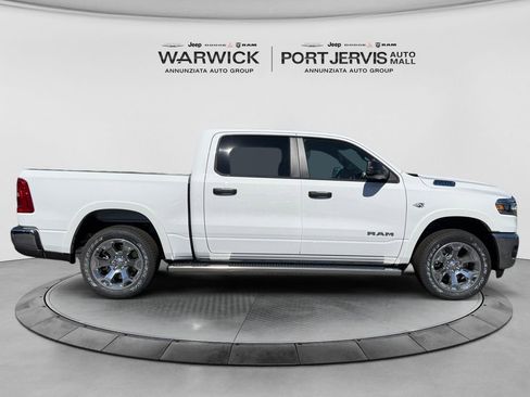 New 2026 RAM 1500 4x4 Crew Cab image 6