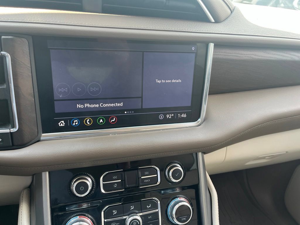 Used 2021 GMC Yukon Denali AWD/4WD image 15