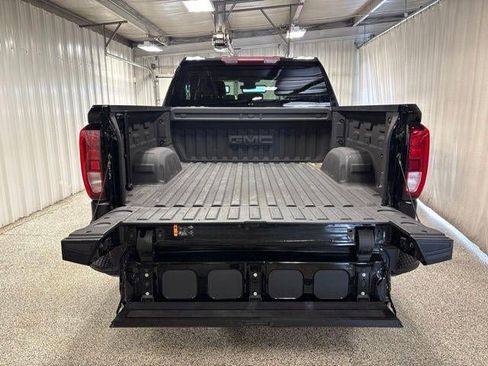 Used 2023 GMC Sierra 1500 Elevation AWD/4WD image 29