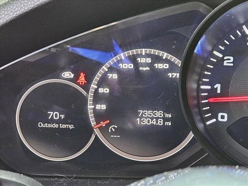 Used 2019 Porsche Cayenne image 8