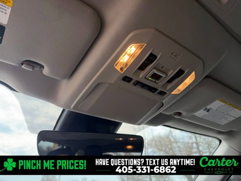 Used 2021 Toyota Highlander XLE image 25