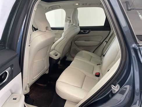 Used 2024 Volvo XC60 B5 Plus w/ Protection Package Premier image 8
