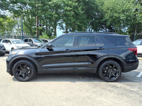 Certified 2023 Ford Explorer ST-Line w/ Class IV Trailer Tow Package AWD/4WD image 7