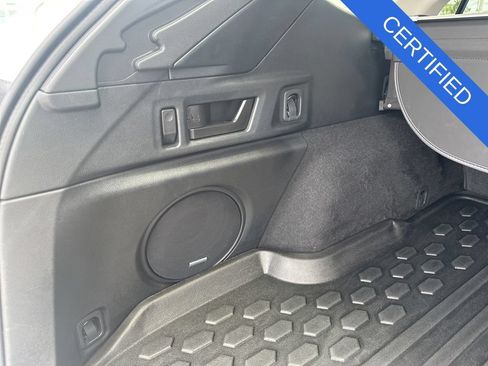Certified 2025 Subaru Outback Onyx Edition AWD/4WD image 31