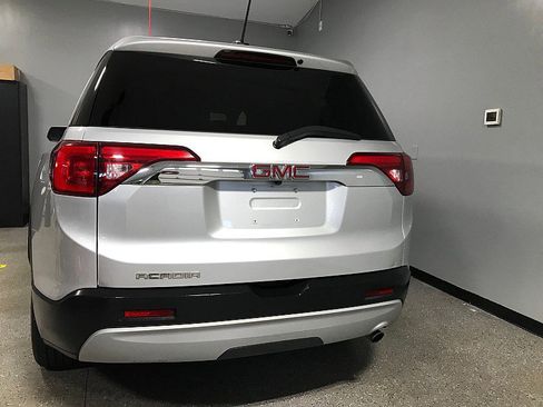 Used 2019 GMC Acadia SLE w/ LPO, Floor Liner Package FWD image 4