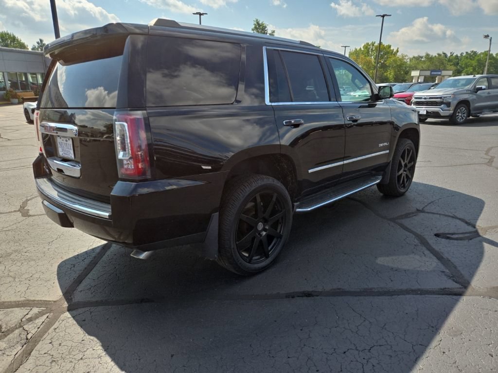 Used 2017 GMC Yukon Denali w/ Open Road Package AWD/4WD image 4