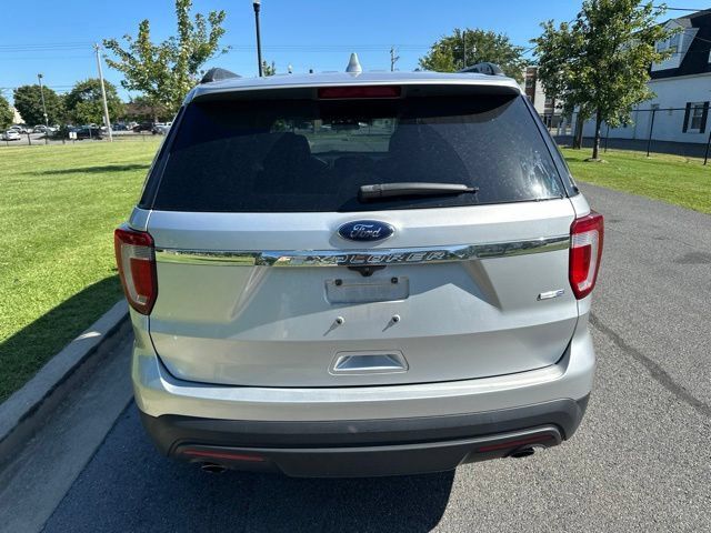 Used 2017 Ford Explorer 4WD image 18