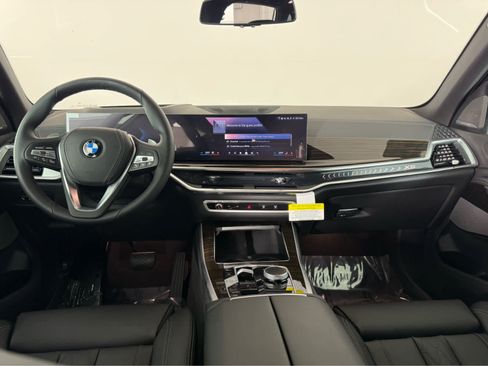 New 2026 BMW X5 xDrive40i w/ Premium Package AWD/4WD image 11
