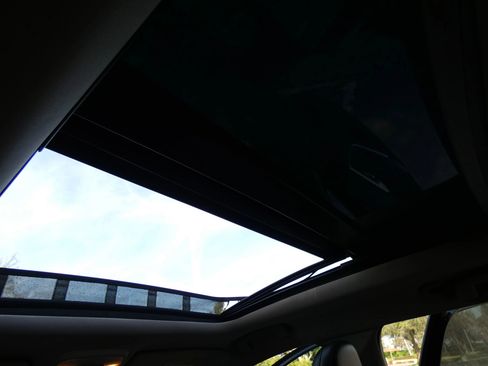 Used 2017 Volvo XC60 T5 Dynamic w/ Preferred Option Package image 43