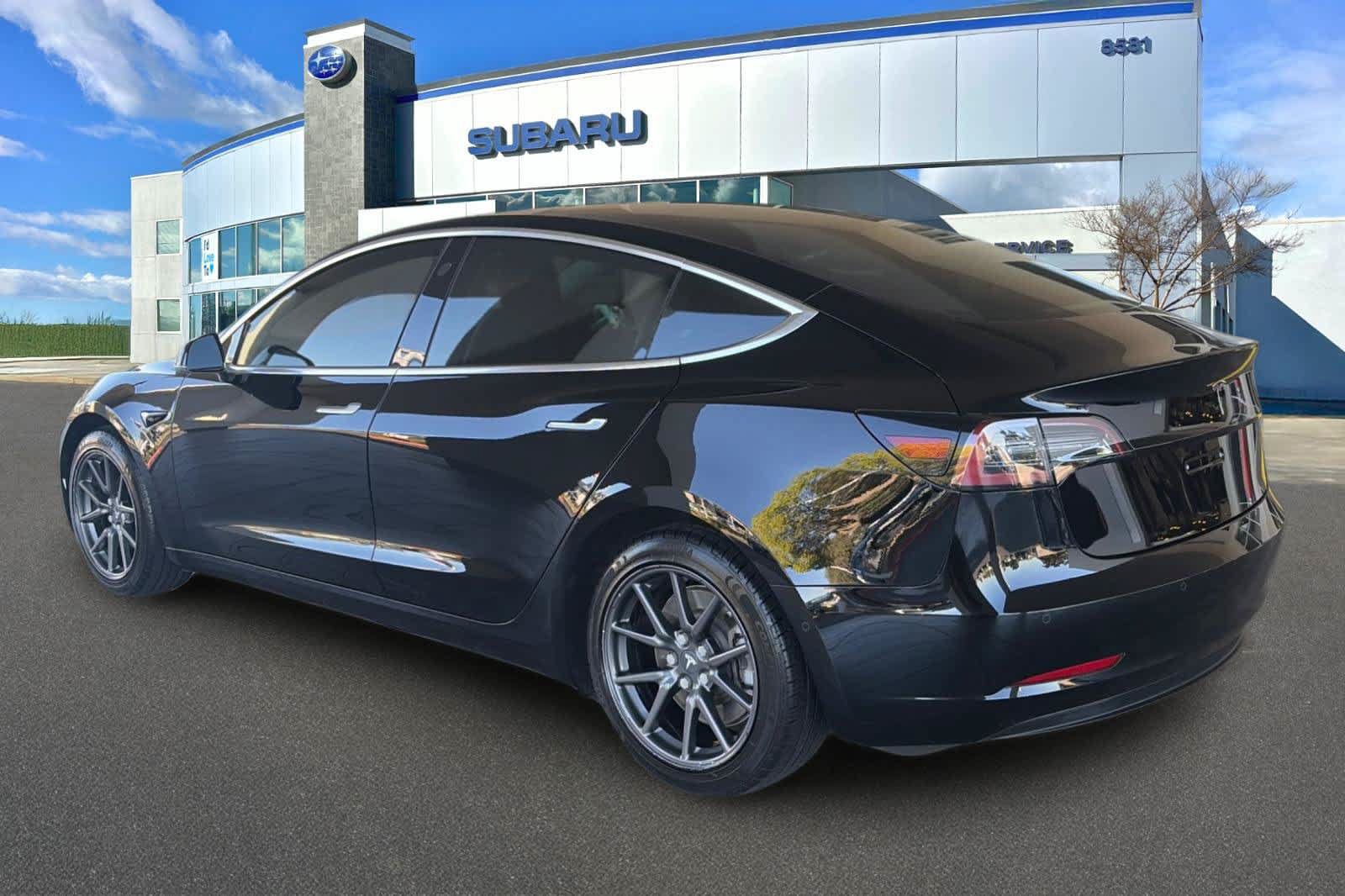 Used 2019 Tesla Model 3 RWD image 8