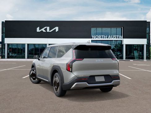 New 2026 Kia EV9 Light image 4