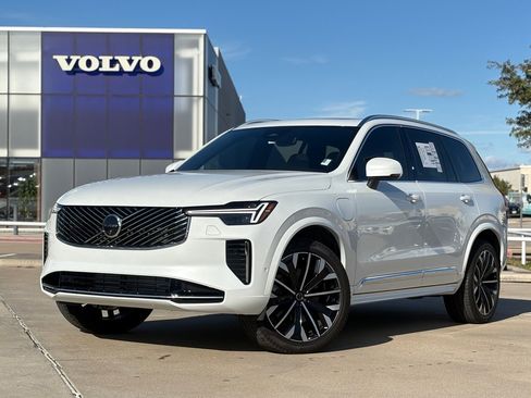 New 2025 Volvo XC90 T8 Plus w/ Protection Package Premier image 1