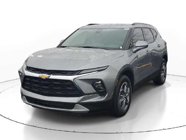 Certified 2025 Chevrolet Blazer LT w/ Convenience Package FWD image 2
