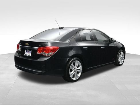 Used 2015 Chevrolet Cruze LTZ w/ Sun, Sound and Sport Package FWD image 5