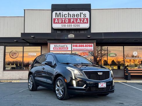 Used 2020 Cadillac XT5 Sportv image 2