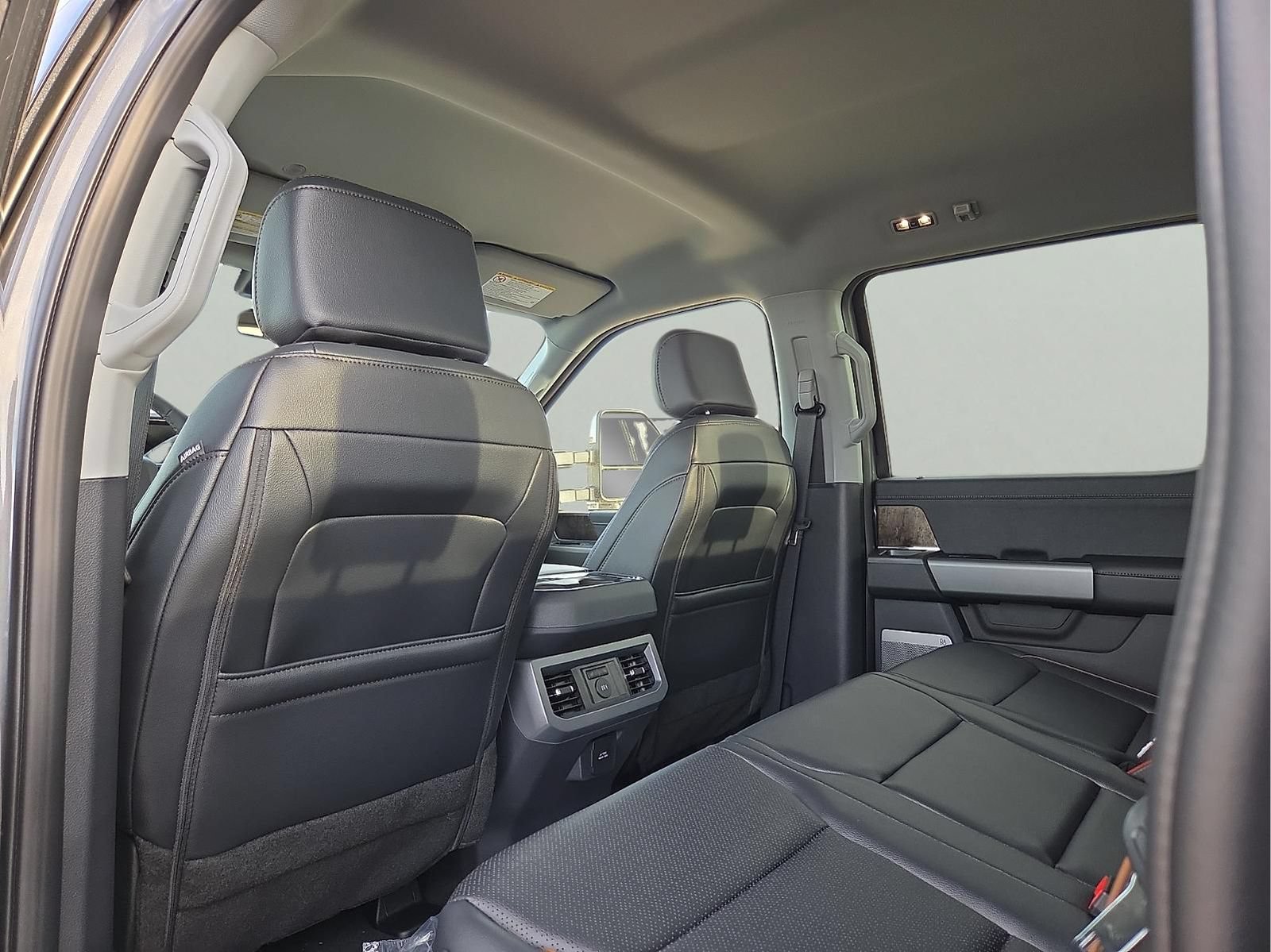 New 2026 Ford F250 Lariat AWD/4WD image 12