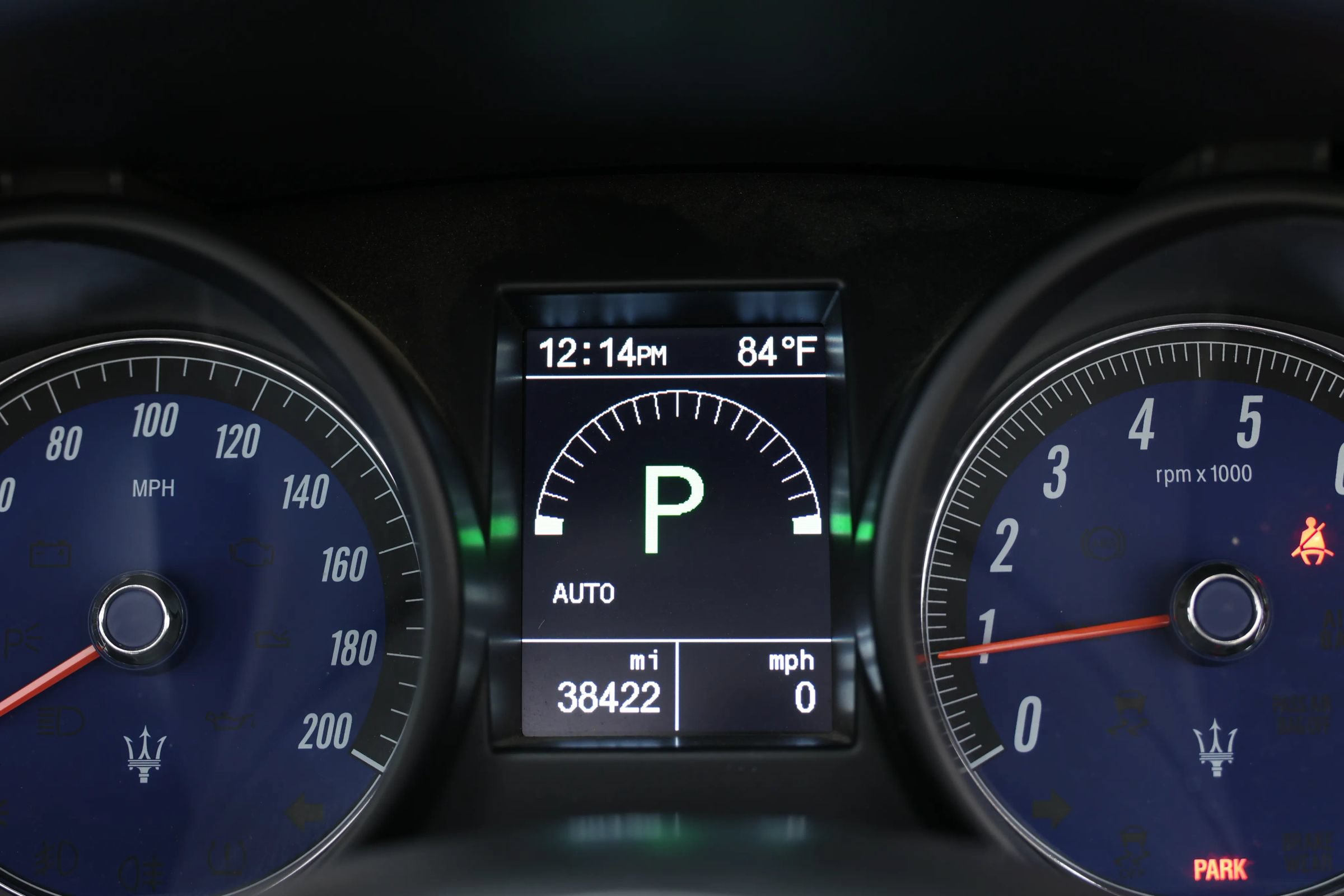 Used 2018 Maserati GranTurismo Sport RWD image 34