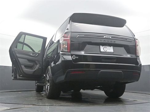 Used 2024 Chevrolet Tahoe Z71 w/ Luxury Package image 62